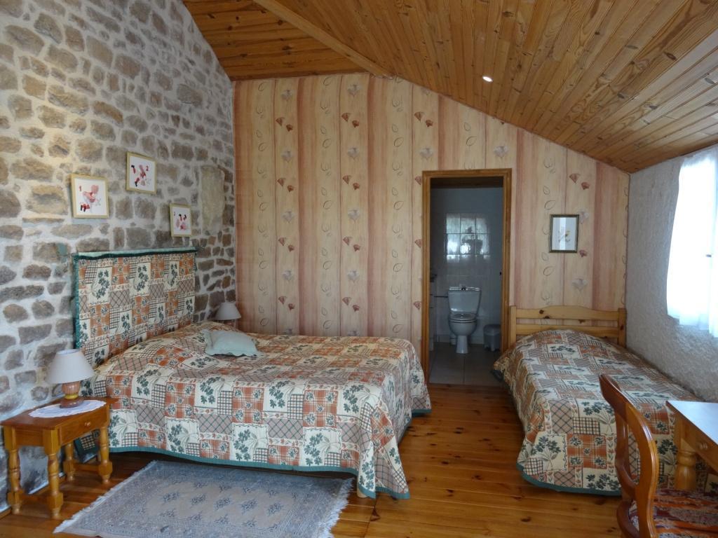 La Clef Des Champs Bed and Breakfast La Roche-en-Brenil Δωμάτιο φωτογραφία